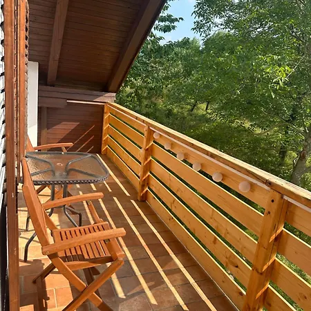 아파트 Breeze - Private Hot Tub Retreat
